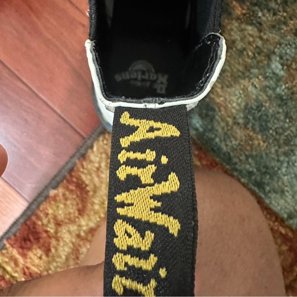 White doc marten Chelsea boots - Picture 3 of 4